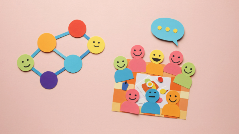 Comunicação assertiva com neurodivergentes exige escuta ativa, clareza e empatia para fortalecer vínculos entre família e escola, com orientações de Alexandre Costa Pedrosa.