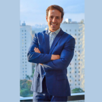 Ian dos Anjos Cunha mostra como o planejamento urbano pode transformar cidades em espaços mais acolhedores e saudáveis para a população longeva.