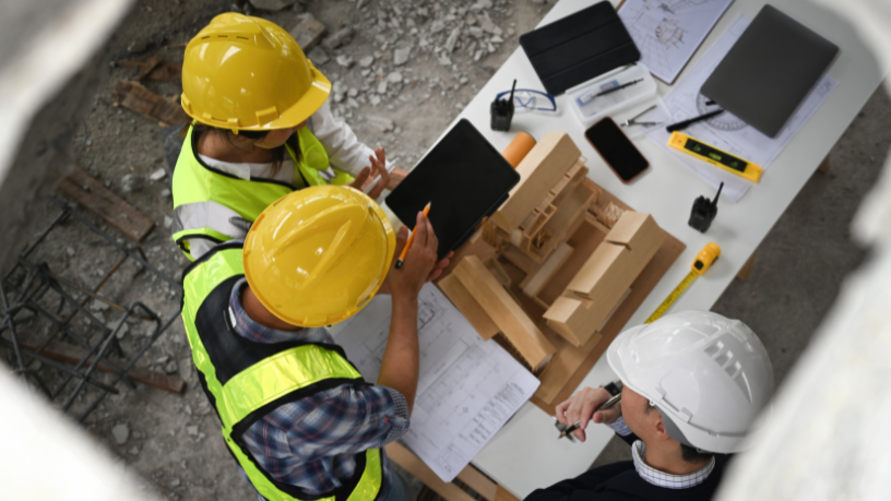 Lajes e painéis pré-fabricados são uma estratégia eficiente para reduzir prazos de construção, como destaca Valderci Malagosini Machado.